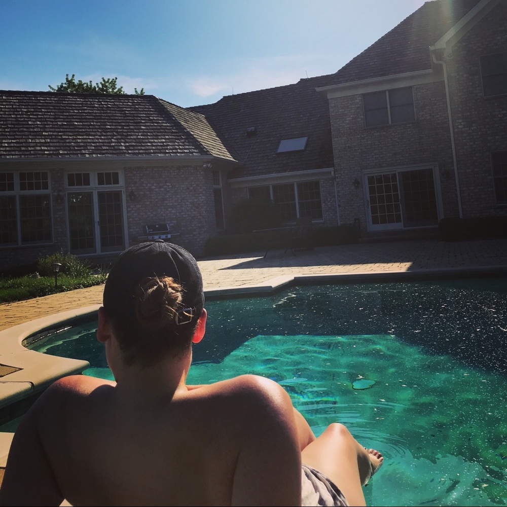 Meet your Posher, Liz